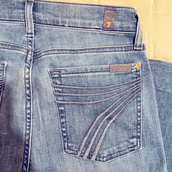 Wide Leg Jeans - Picture 5 of 5